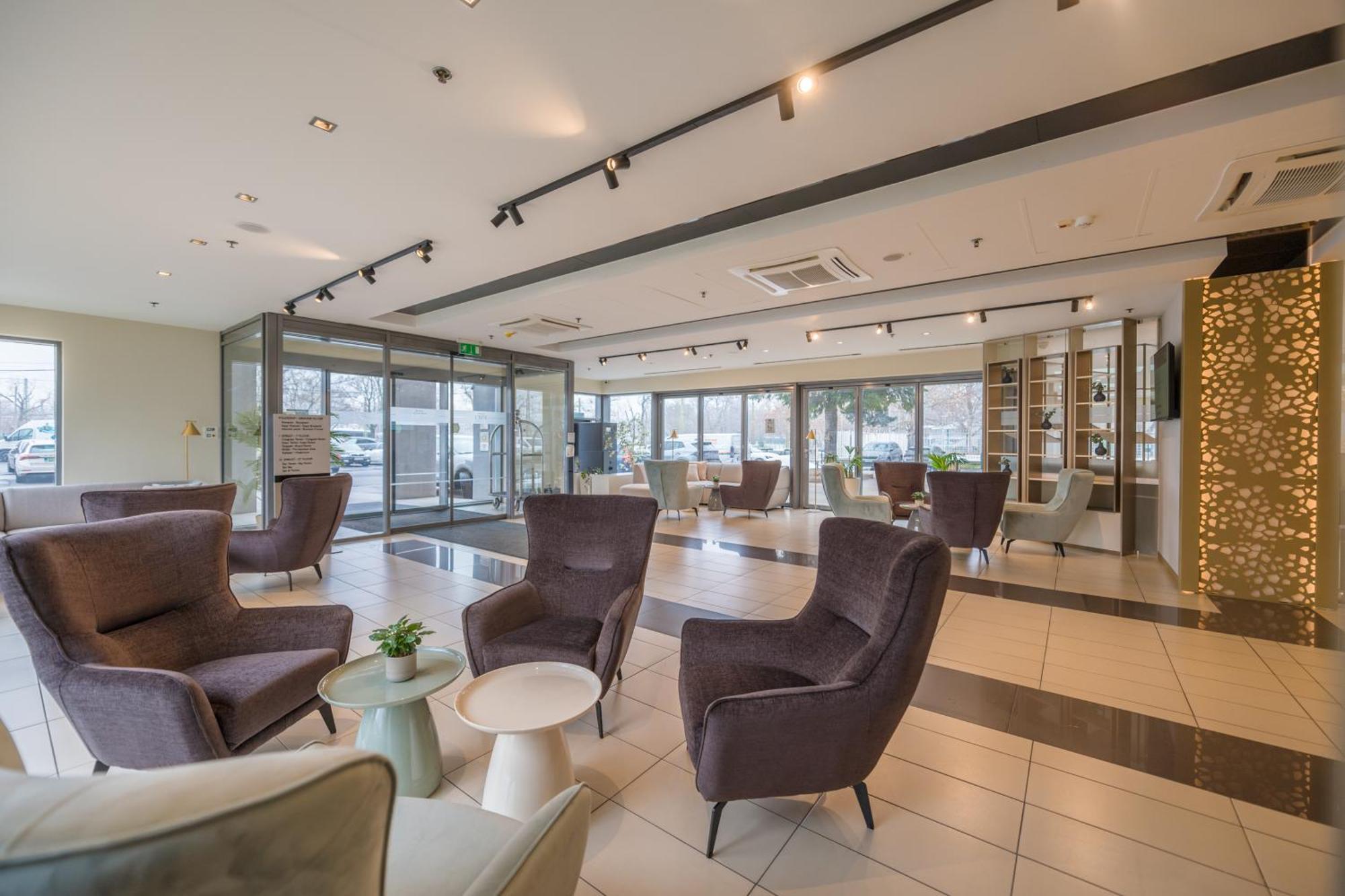 Expo Tower By Mellow Mood Hotels Budapest Exteriör bild